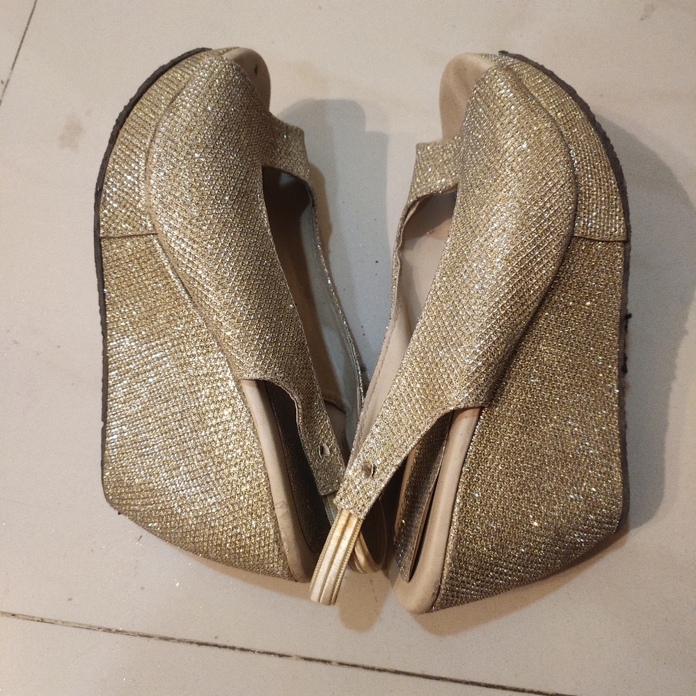 Party wear wedges sandals for girls - Picture 6 of 7